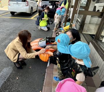 アスク保育園の園児たちとハロウィンの楽しいひとときを過ごしました！